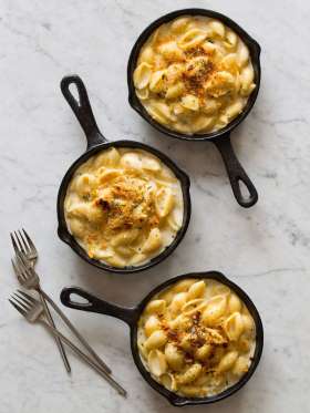 50 Crazy-Delicious Mac and Cheese Recipes - Good Housekeeping {msn_Lifestyle}_Creamy Skillet Mac and Cheese_280x373
